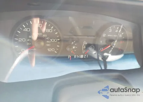 2006 Ford Crown Victoria Lx/Lx Sport from USA, damaged, VIN 2FAFP74W96X155000